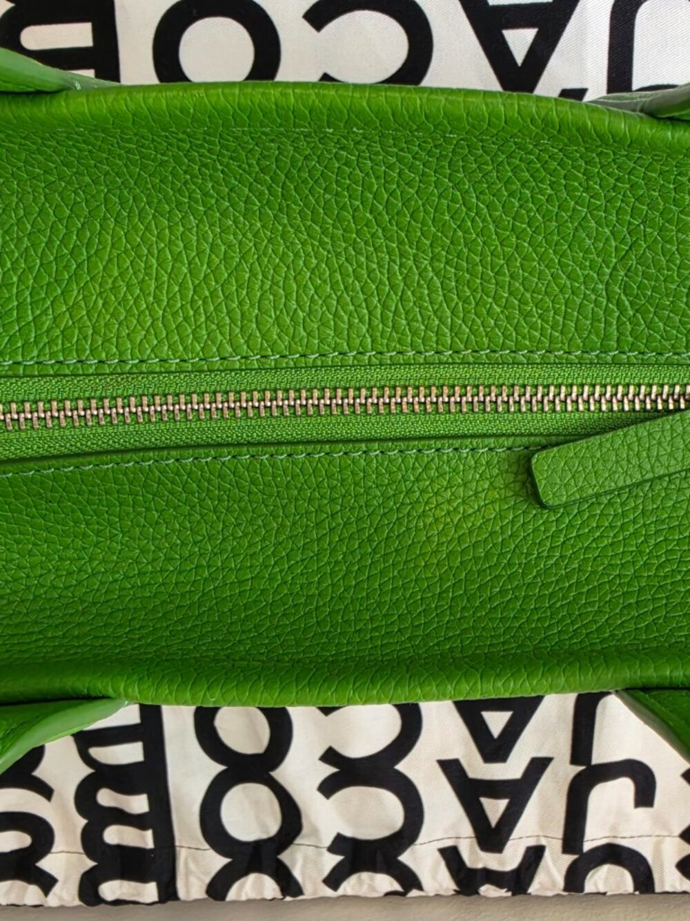 Marc Jacobs Small Leather Green Tote Crossbody w/ Matching Wallet & Tote Charm - Picture 5 of 17